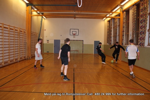2010-500_Romjulsleiva_gymsal_2