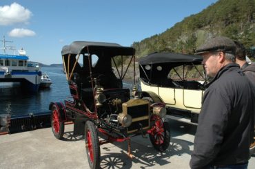Alex odelsguten som får ta del i eit eventyr