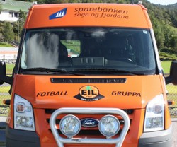 Minibuss til leige
